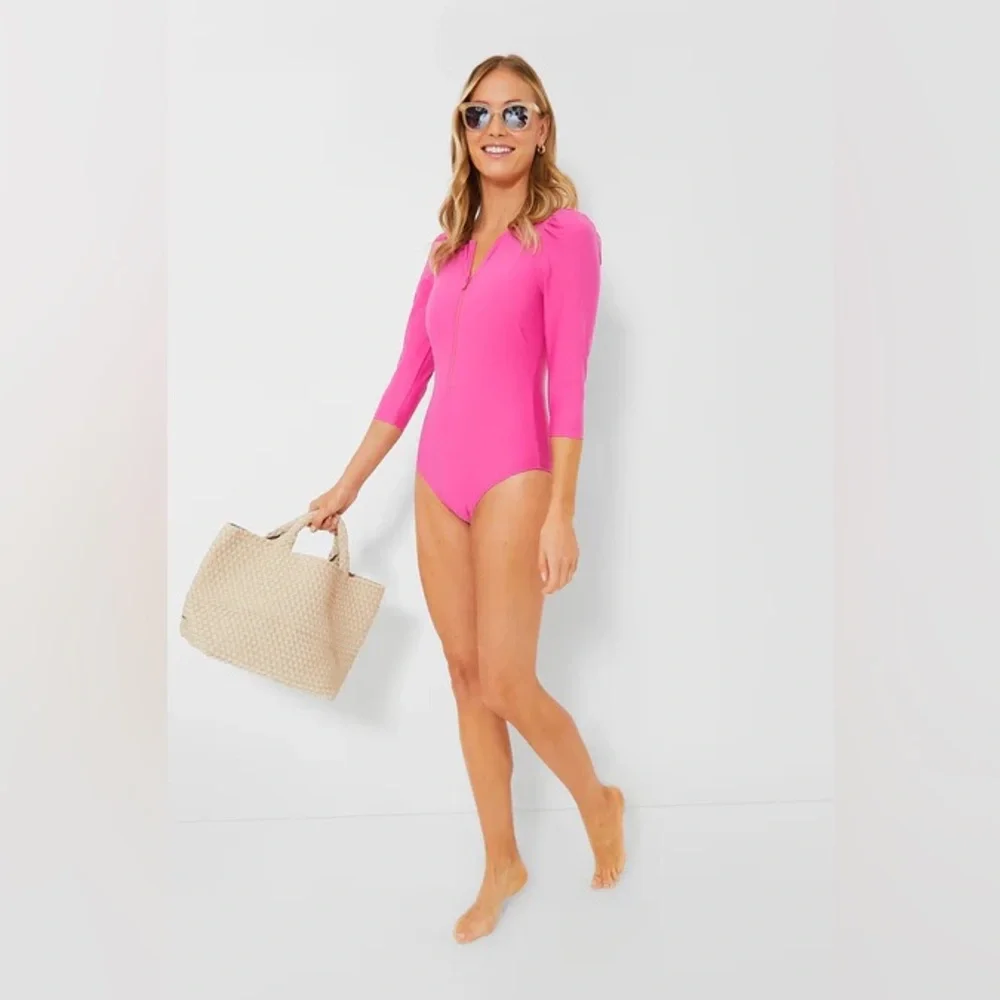 NWT Stylest Ultra Pink Sculpting Puff Sleeve Swimsuit L